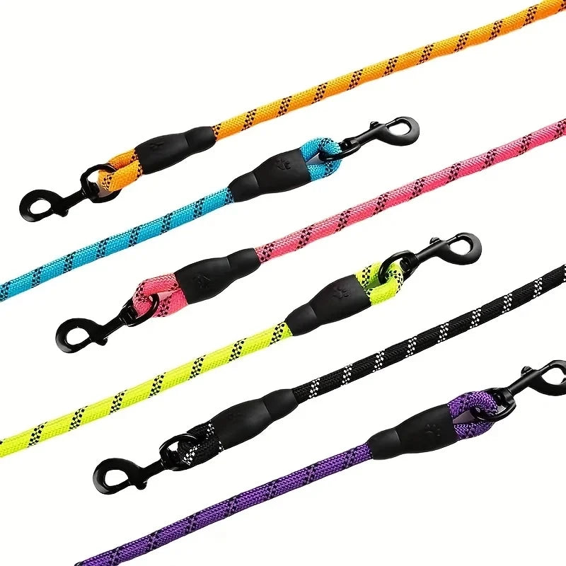 Oscar Paw Reflective Dog Leash